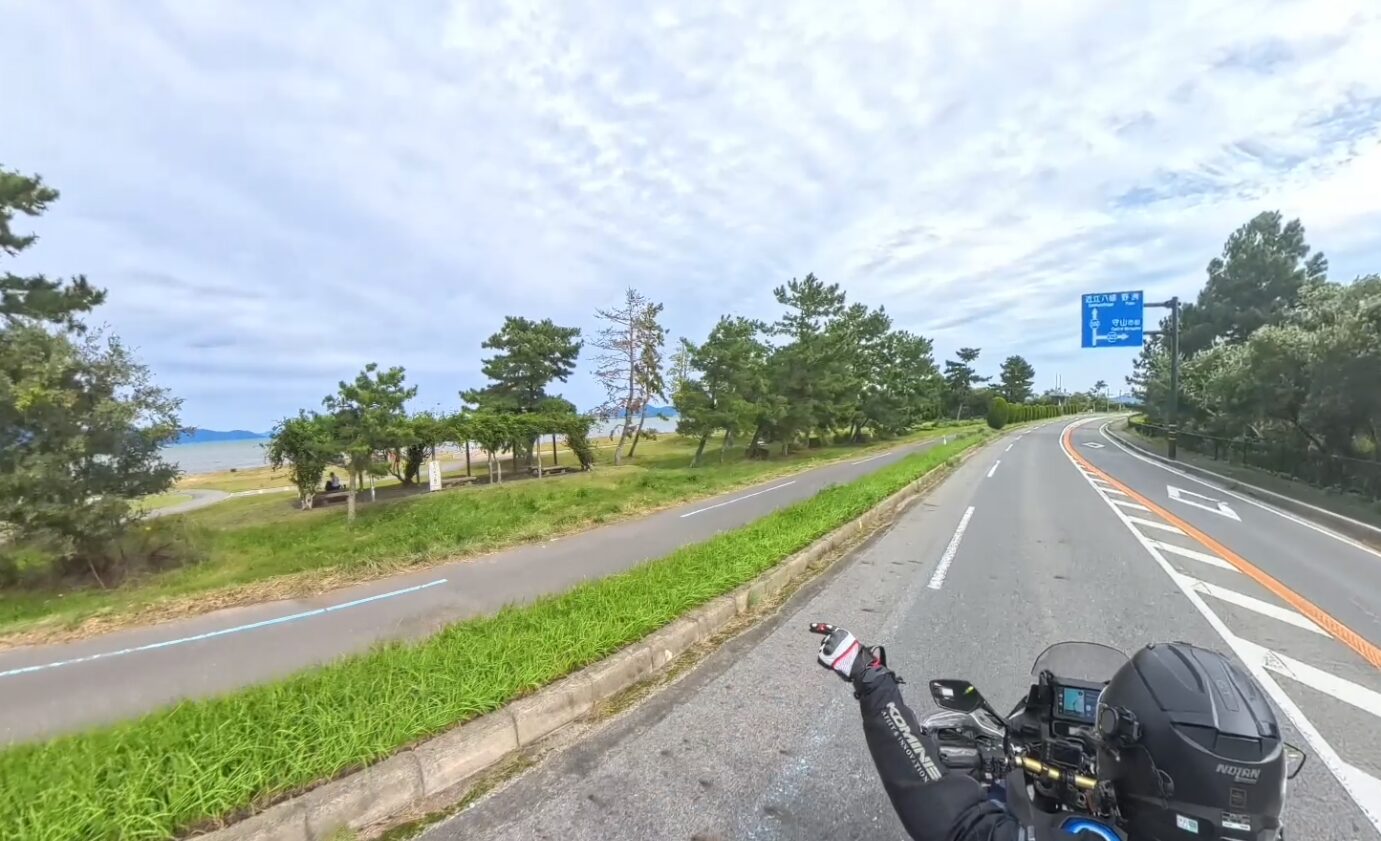 BIWAKOのモニュメント