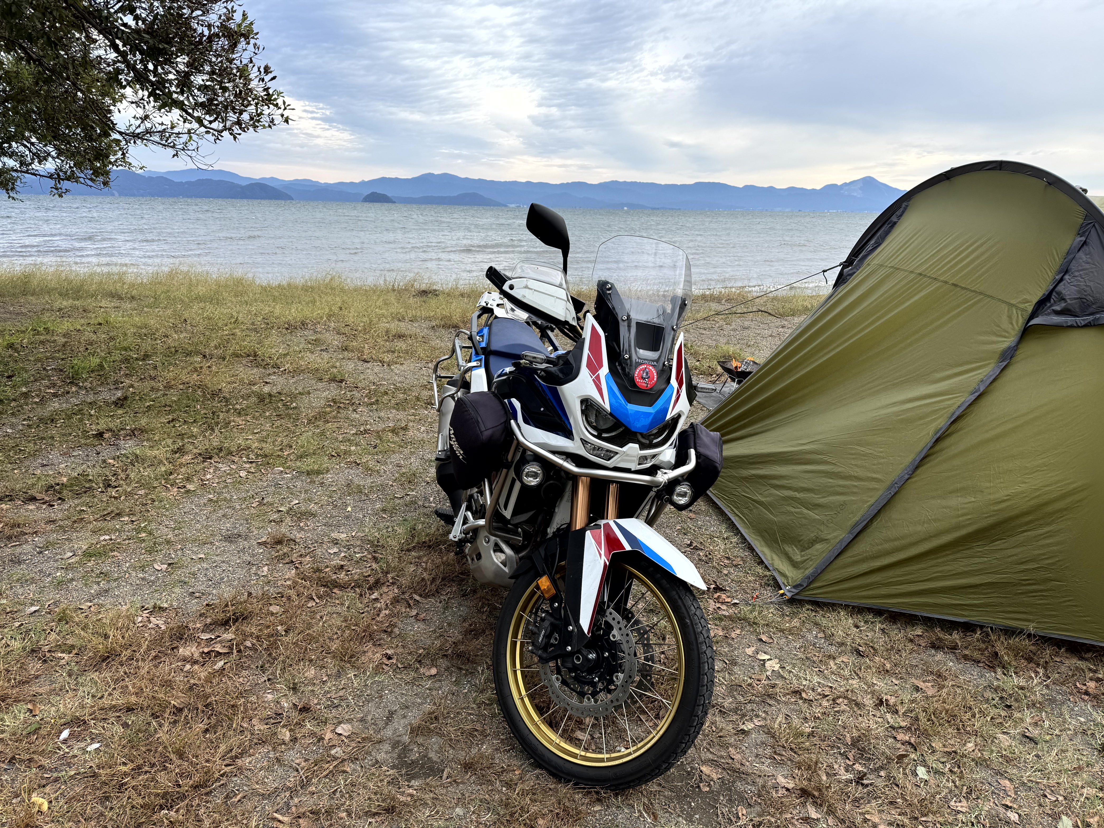 琵琶湖でキャンプツーリング