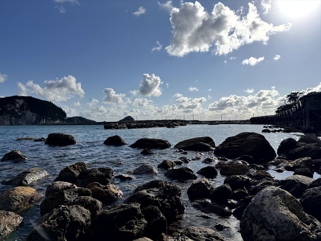 屋那の松原・舟小屋群